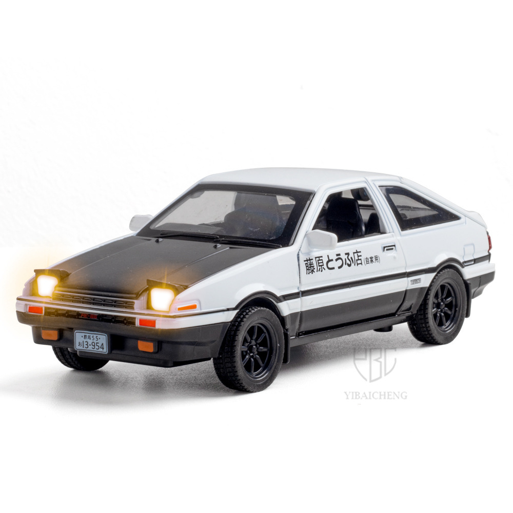 1/32 المبتدئ D AE86 سبيكة سيار - مراجعة Model Kit Initial D وسعره