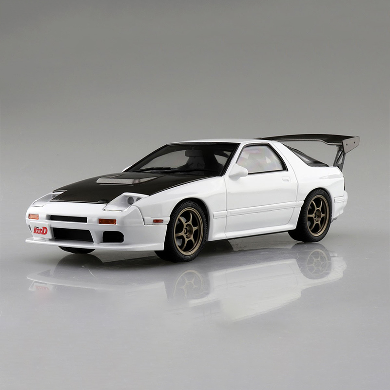 نموذج سيارة تجميع ثابت Aoshima - مراجعة Model Kit Initial D وسعره