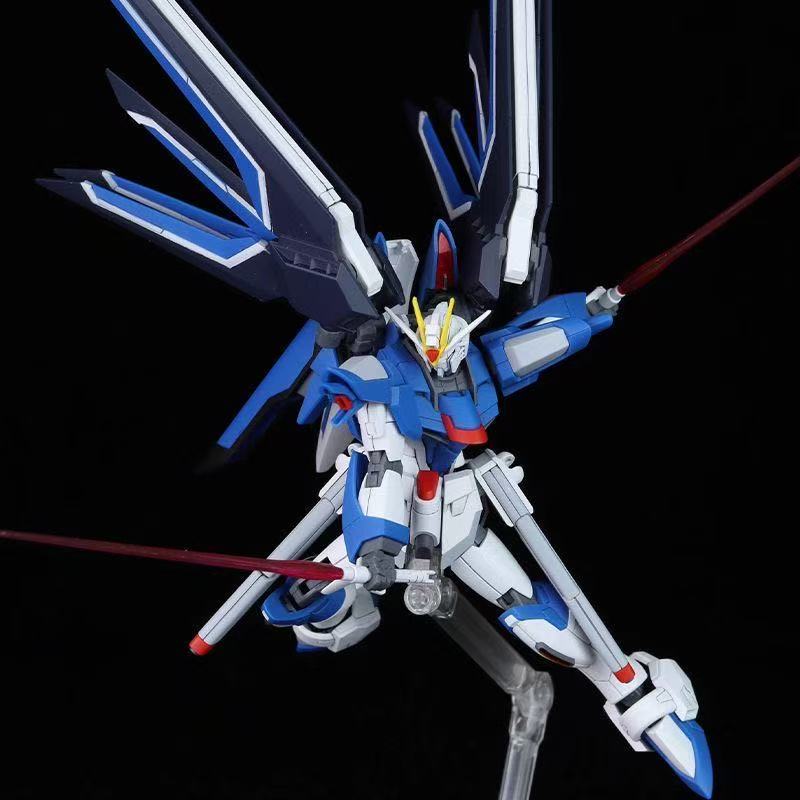 نموذج HG STTS-909 Rising Freed - مراجعة Model Kit Gundam Wing وسعره