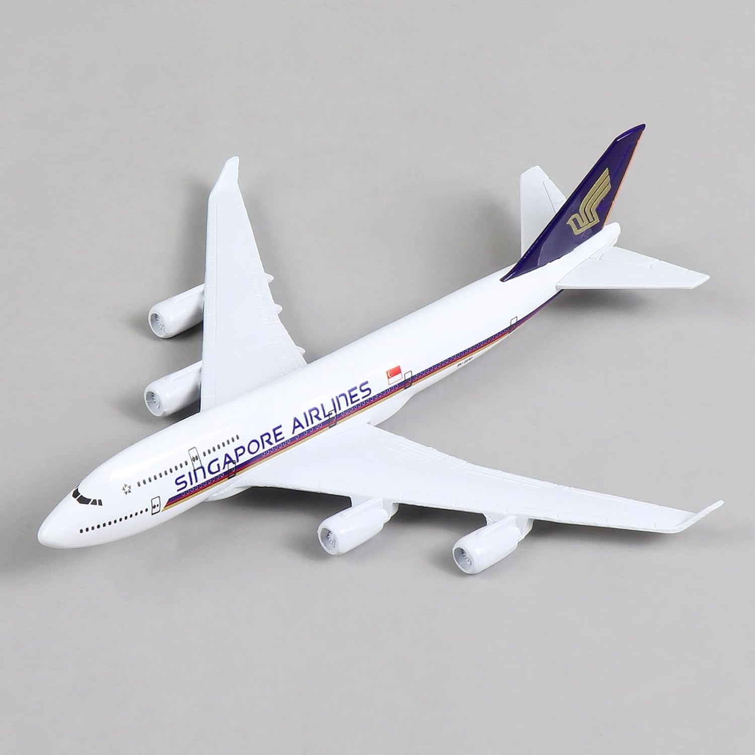 طائرة معدنية مصغرة طراز 747 سن - مراجعة Model Kit Singapore وسعره